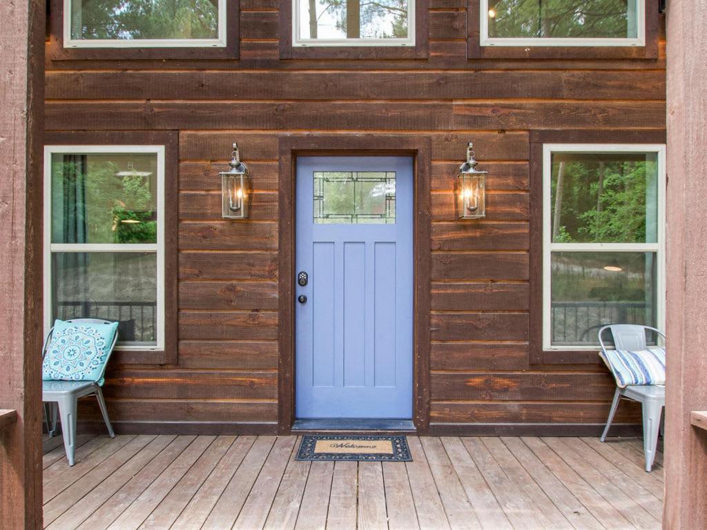 Stunning Luxury Cabin W Hot Tub And Fire Pit Holy Shiplap Is Perfect Romantic Couples Getaway Брокен-Боу Экстерьер фото
