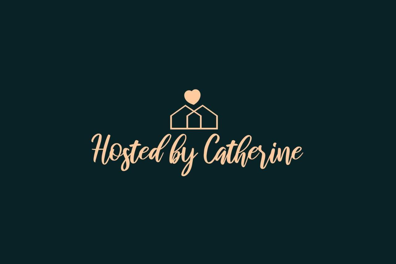Stunning Luxury Cabin W Hot Tub And Fire Pit Holy Shiplap Is Perfect Romantic Couples Getaway Брокен-Боу Экстерьер фото